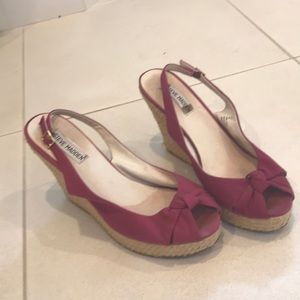 Steve Madden pink wedge